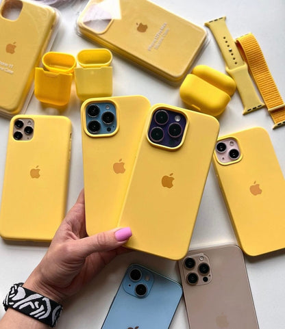 YELLOW SILICON CASE