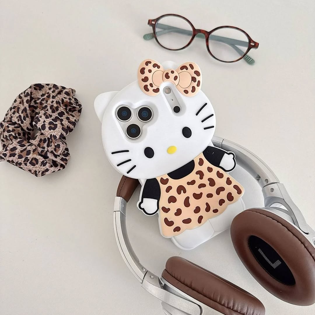 Cute 3D Kitty Bow Case (New)
