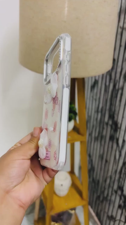 Flower 🌼 Bloom Case With Chain (NEW)